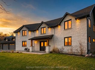 1033 Kona Cres, South Frontenac, ON K0H 1X0