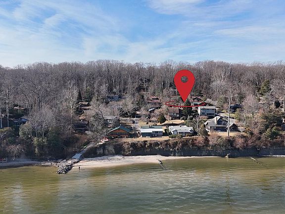 2nd image of 2010 Date Rd