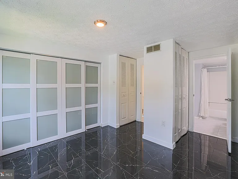 9 Stillwood Cir — Photo 33