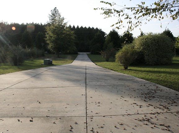 3rd image of 4445 County Road 45 S