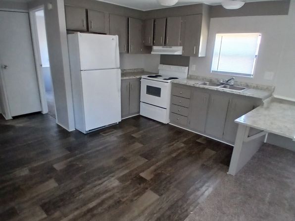 320 Mesquite Ln Lot 20B, Mercedes, TX 78570 – 1–2-bedroom rental in Mercedes