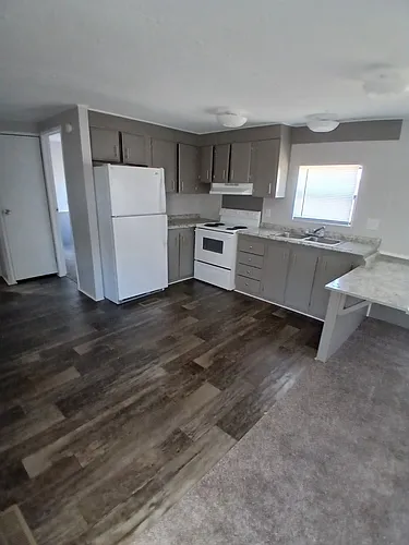 320 Mesquite Ln Photo 1