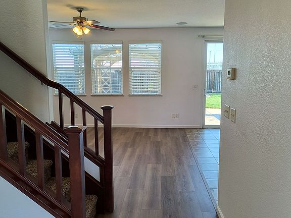 2nd image of 2588 Woodfield Way