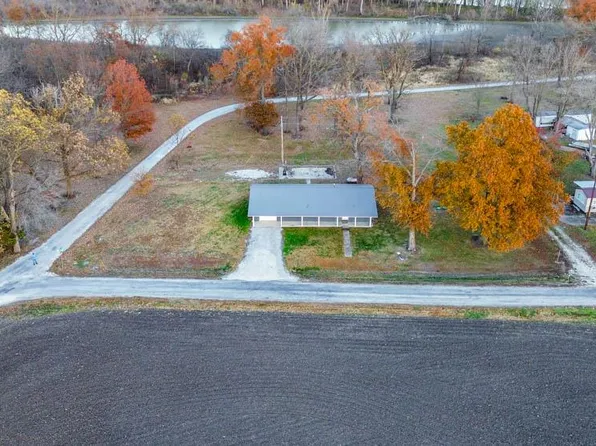 236 Gallinipper Rd, Hardin, IL 62047