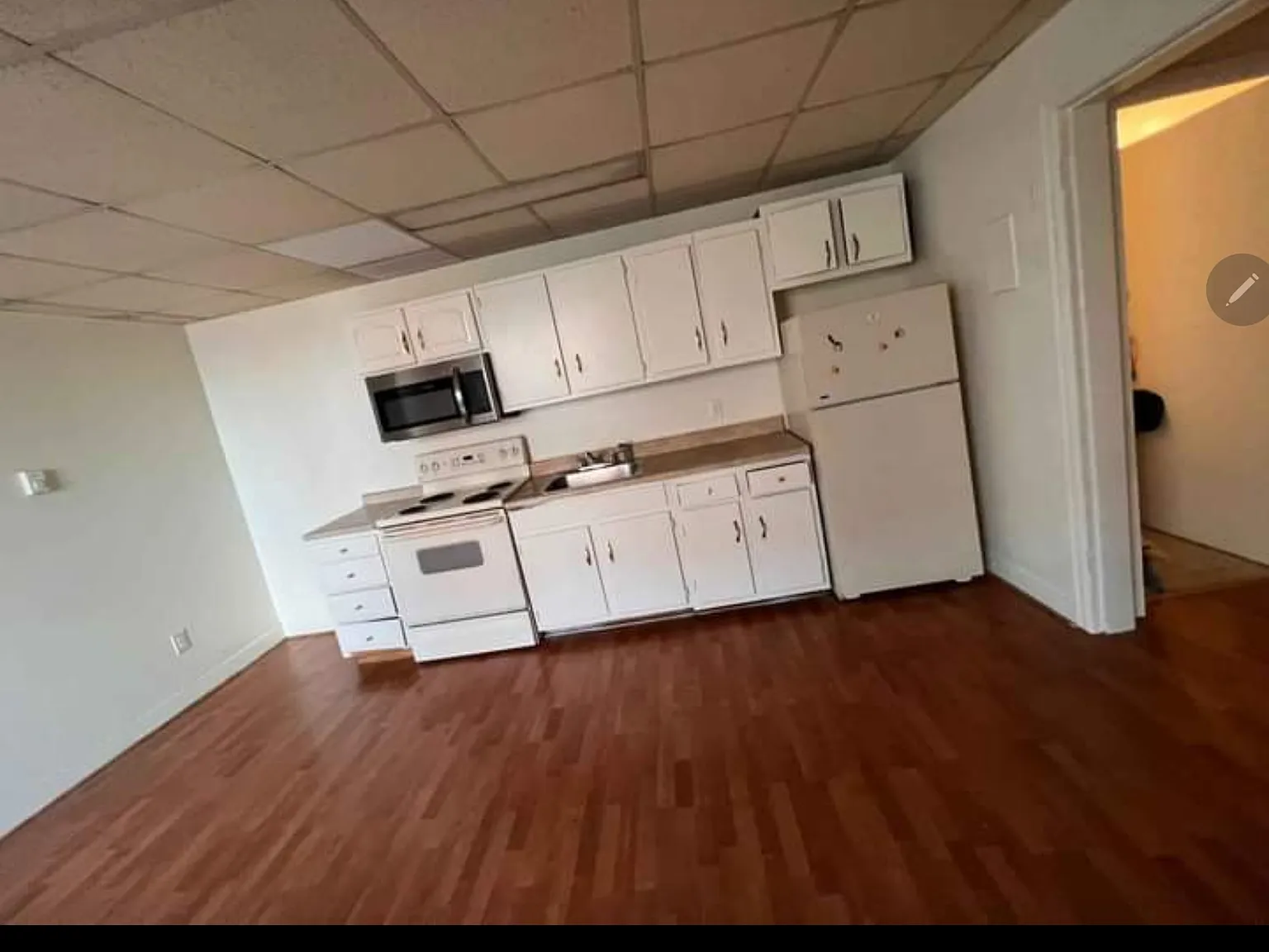 1 bed, 800 sqft, $950 — Photo 2