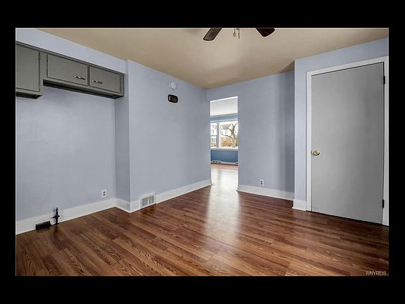 2nd image of 59 Glenside Ave