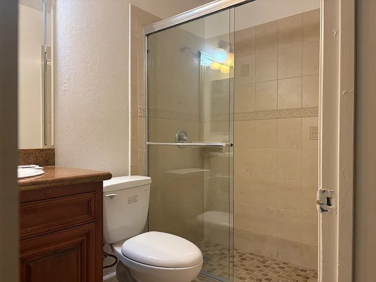 18708 Mandy St — Photo 11