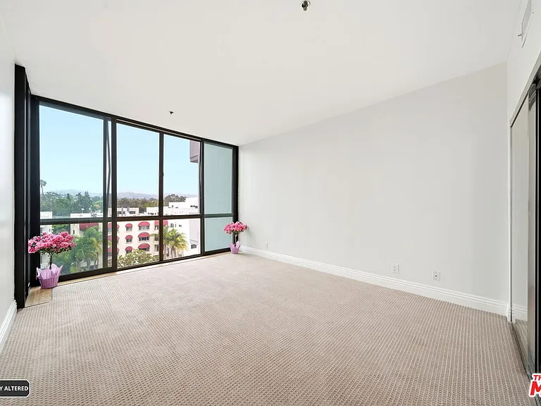 10660 Wilshire Blvd #805 — Photo 51