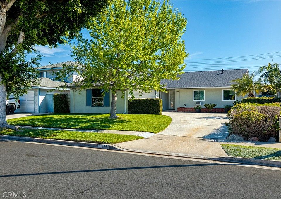 1st image of 9704 Lark Cir