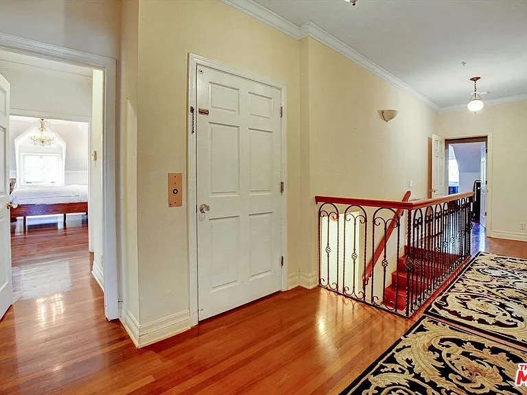 5805 Foxview Dr — Photo 28