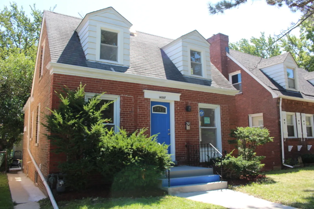 14507 S Wentworth Ave photo 1