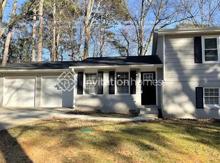 44 Hidden Valley Dr, Lawrenceville, GA 30044