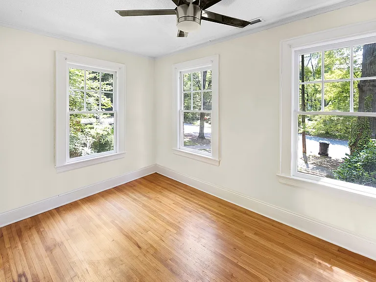 444 Walnut Ave — Photo 3