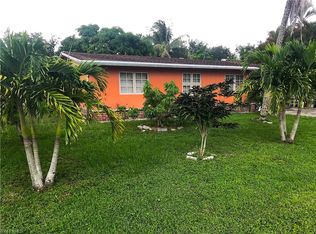 4957 Palmetto Ct, Naples, FL 34112