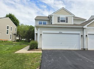 2904 Rutland Cir, Naperville, IL 60564
