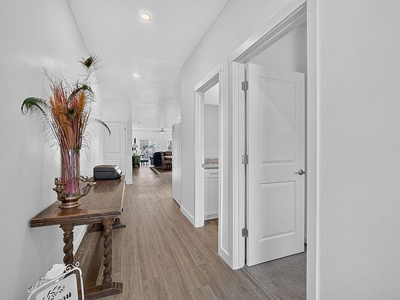 4th image of 7394 N Escalante Dr