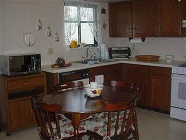 4th image of 213 Union St APT 9