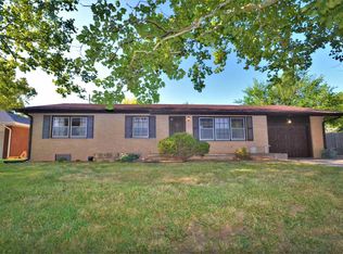 1103 E 20th Ave, Hutchinson, KS 67502