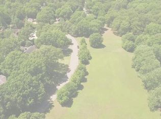 6145 Green Meadows Rd, Memphis, TN 38120