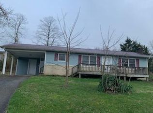 295 Lincoln Dr, Harrogate, TN 37752