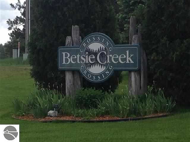 1st image of Betsie Creek Dr