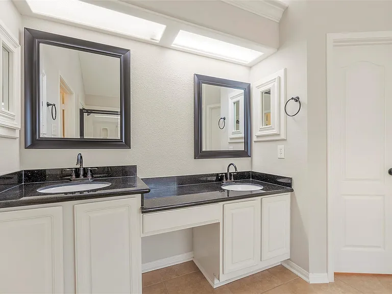 210 Leisure Dr — Photo 23