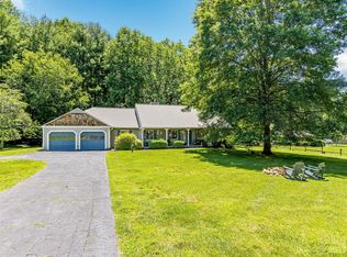 420 Hidden Woods Ln, Hendersonville, NC 28791