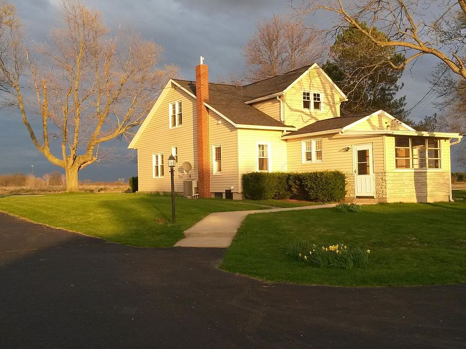2nd image of 17621 White Stone Rd