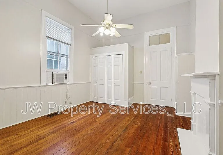 1832 Elysian Fields Ave — Photo 4