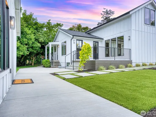 7743 Seward Park Avenue S, Seattle, WA 98118