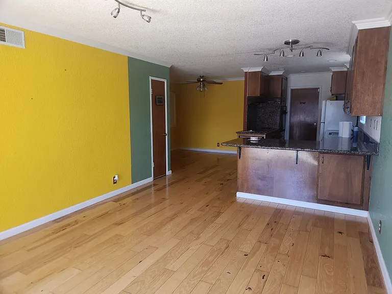 4916 Omar St — Photo 7