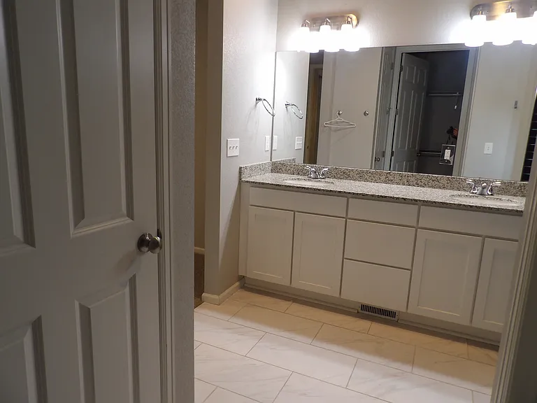 6520 Golden Briar Ln — Photo 15