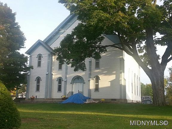3rd image of 5200 W Seneca St