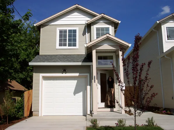 528-532 NE 92nd Ave, Portland, OR 97220