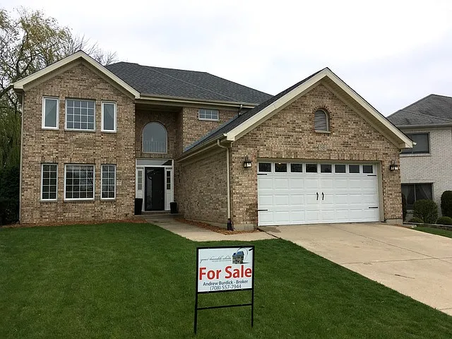 56 Falcon Pl photo 1