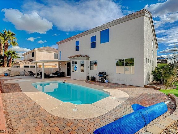 3rd image of 138 Skipping Stone Ln