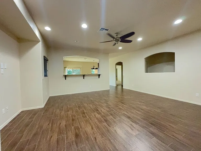 4116 Rocky Mountain Way — Photo 2