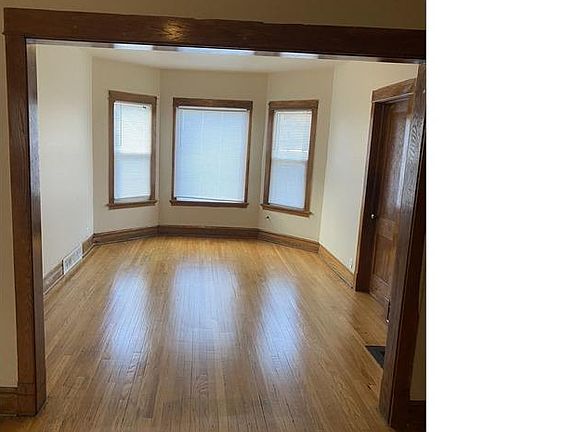 4th image of 1000 N Lawler Ave