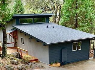 18359 Jayhawk Dr, Penn Valley, CA