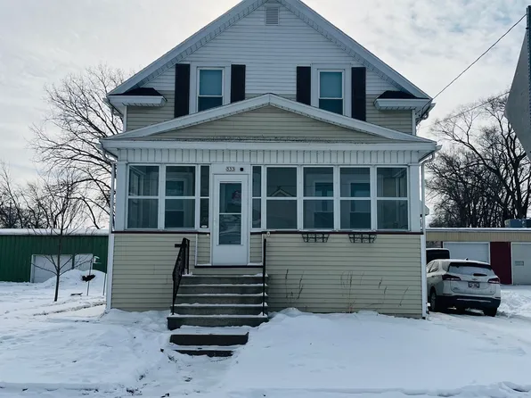 533 W 10th Ave, Oshkosh, WI 54902