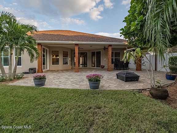2nd image of 1248 Tipperary Dr
