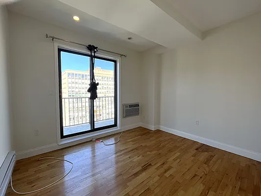 Rented by Akam Sales and Brokerage | media 14