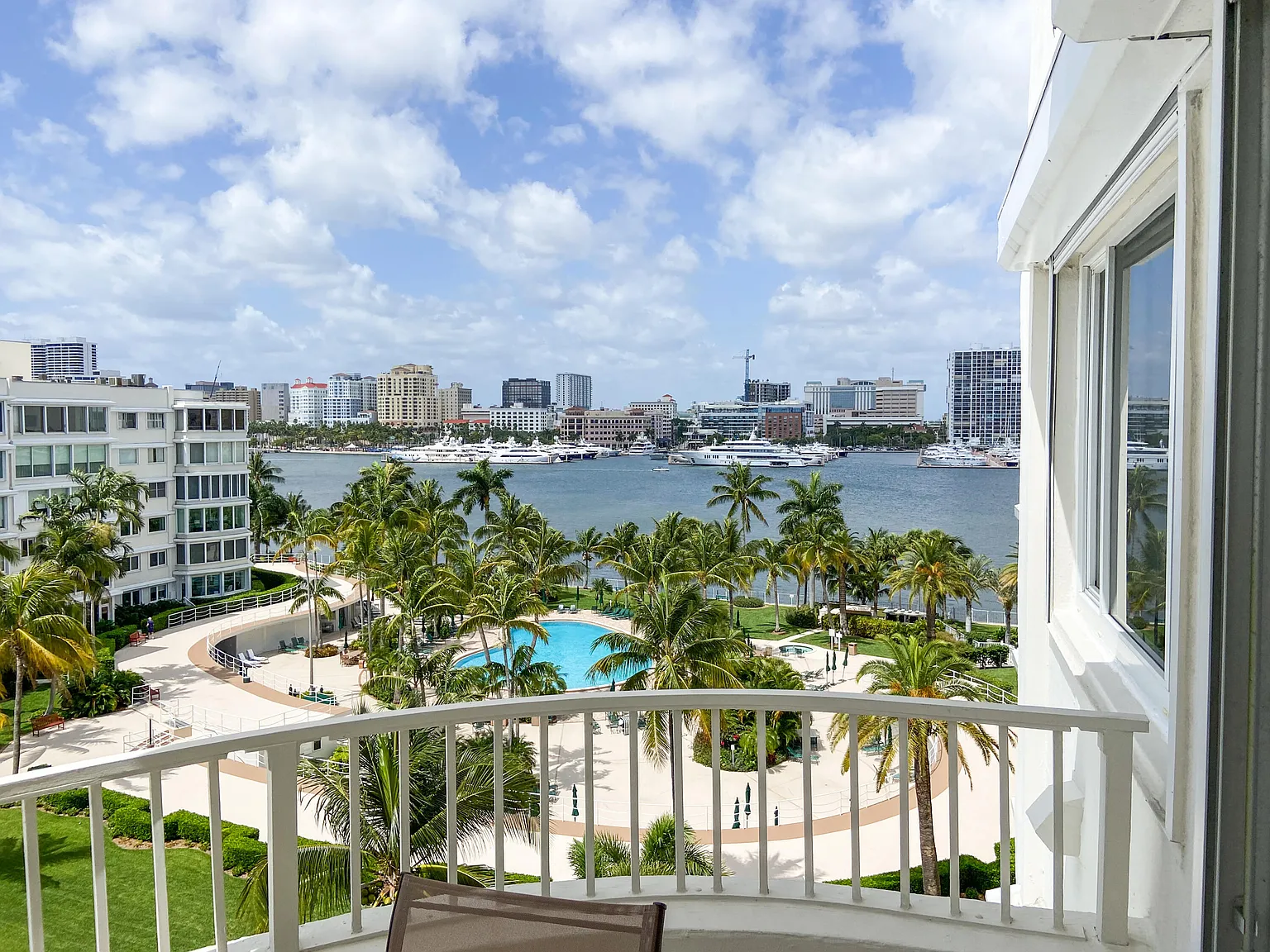1 bed, 1.0 bath, 540 sqft, $11,000 — Photo 2