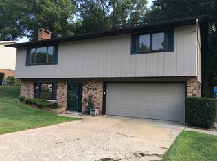 5624 W Skyline Dr, La Porte, IN 46350