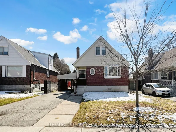 47 Amsterdam Ave, Toronto, ON M4B 2B9