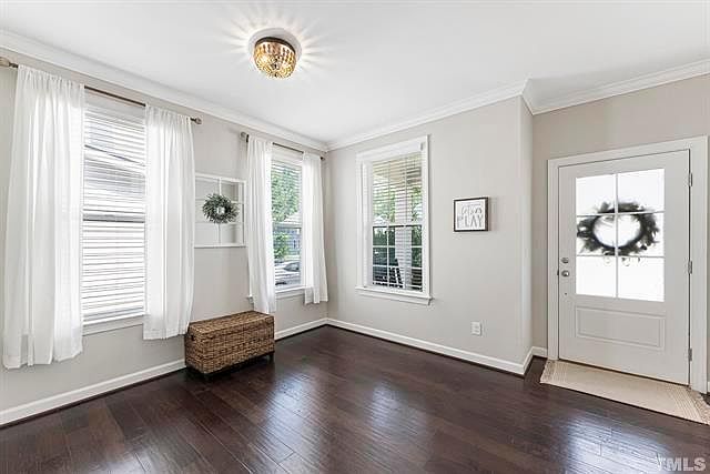 1st image of 2035 Ernesto Ln