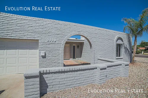 2110 S Shannon Dr Photo 1