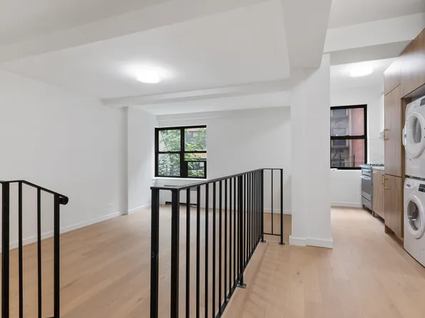 231 East 76th Street image 1 of 6