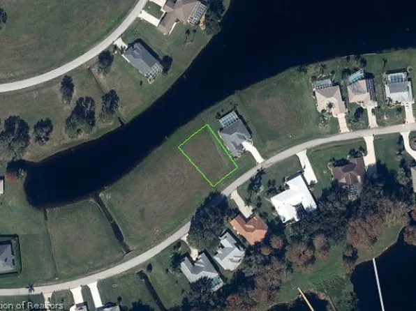 1300 Lakeside Way, Sebring, FL 33876
