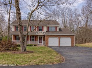 65 Sassafras Ct, Mountain Top, PA 18707